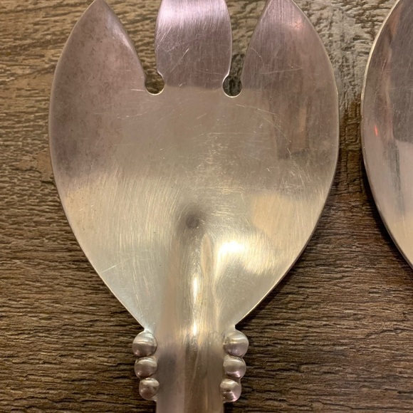 Elegant Silver Serving Utensil Set - Picture 2 of 9